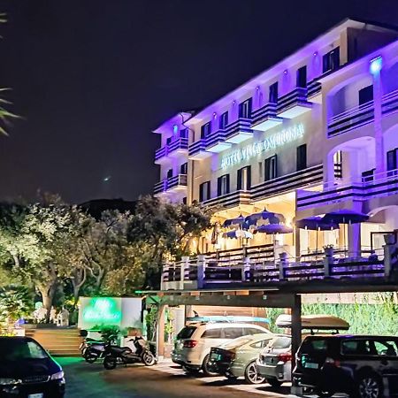 Hotel Villa Ombrosa Portoferraio Bagian luar foto