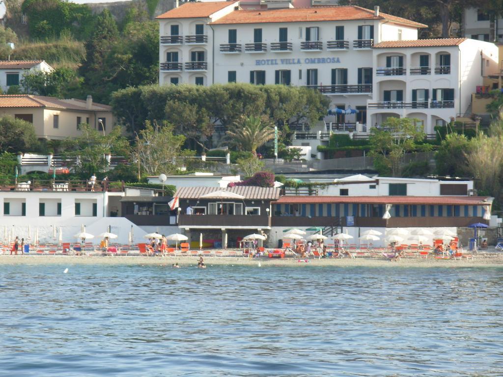 Hotel Villa Ombrosa Portoferraio Bagian luar foto
