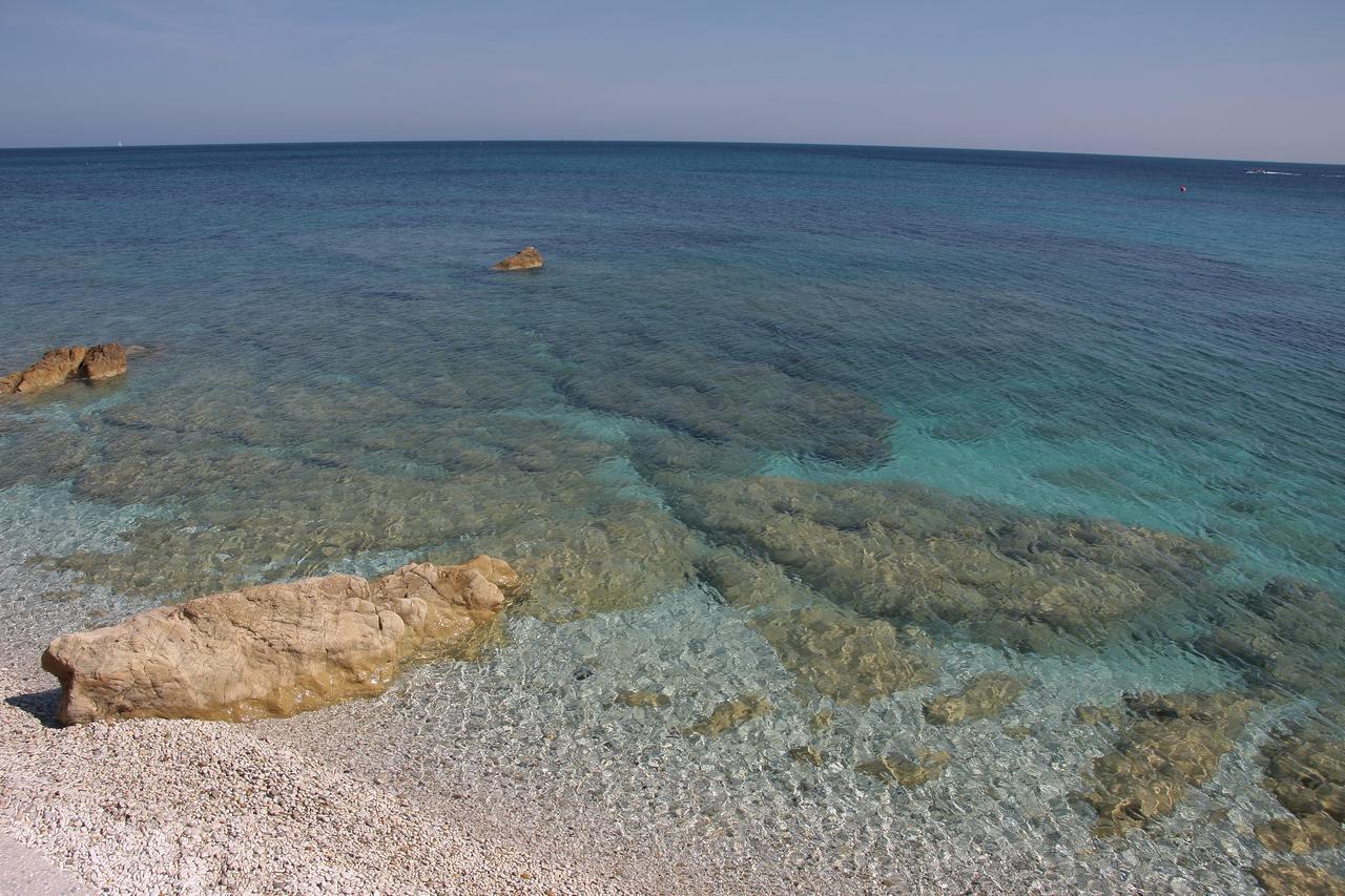 Hotel Villa Ombrosa Portoferraio Ruang foto