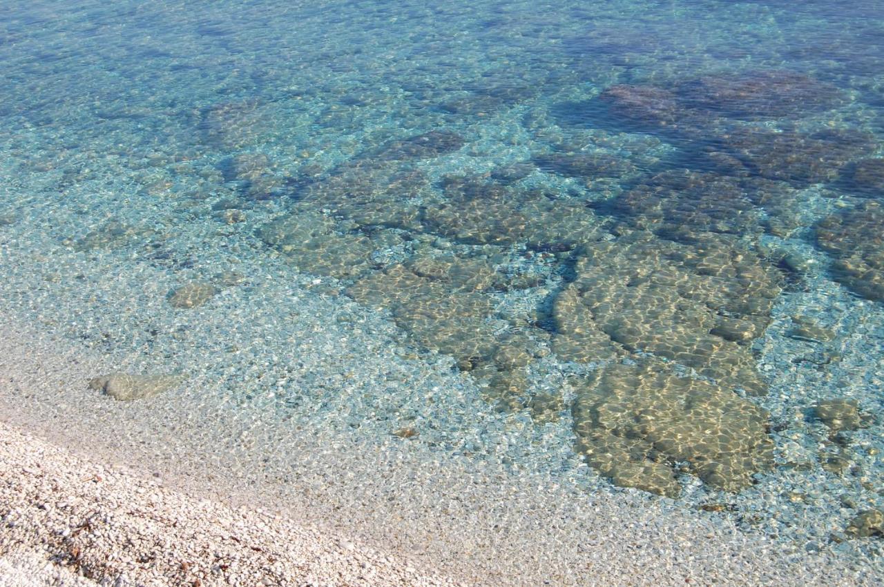 Hotel Villa Ombrosa Portoferraio Bagian luar foto
